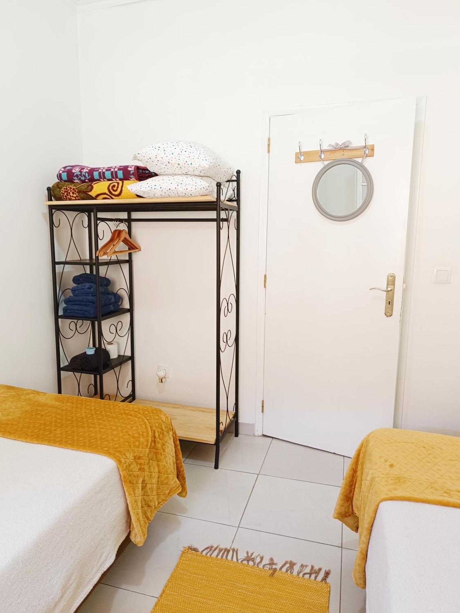 Home & Flower - Private Bedrooms Funchal 외부 사진