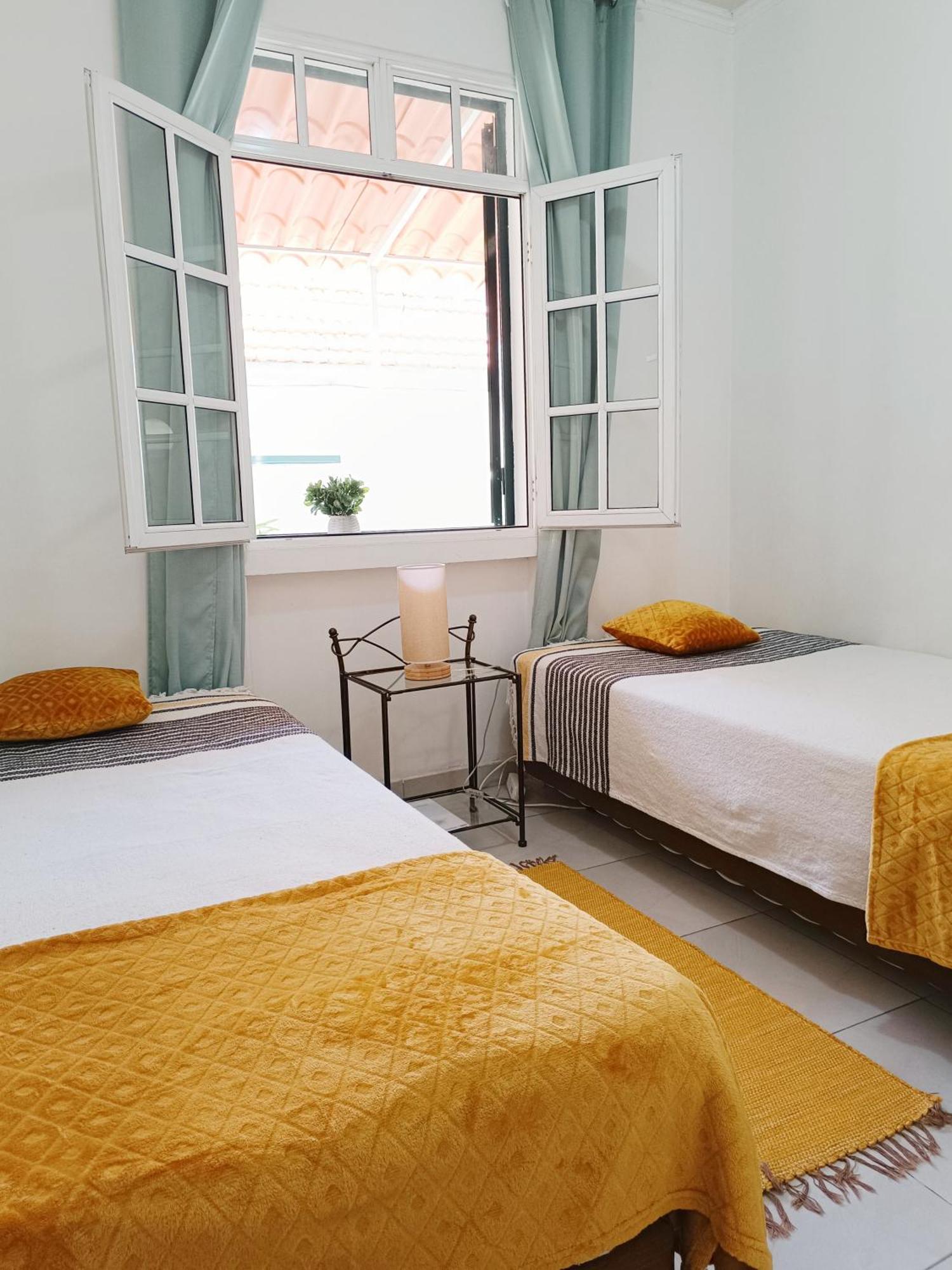 Home & Flower - Private Bedrooms Funchal 외부 사진