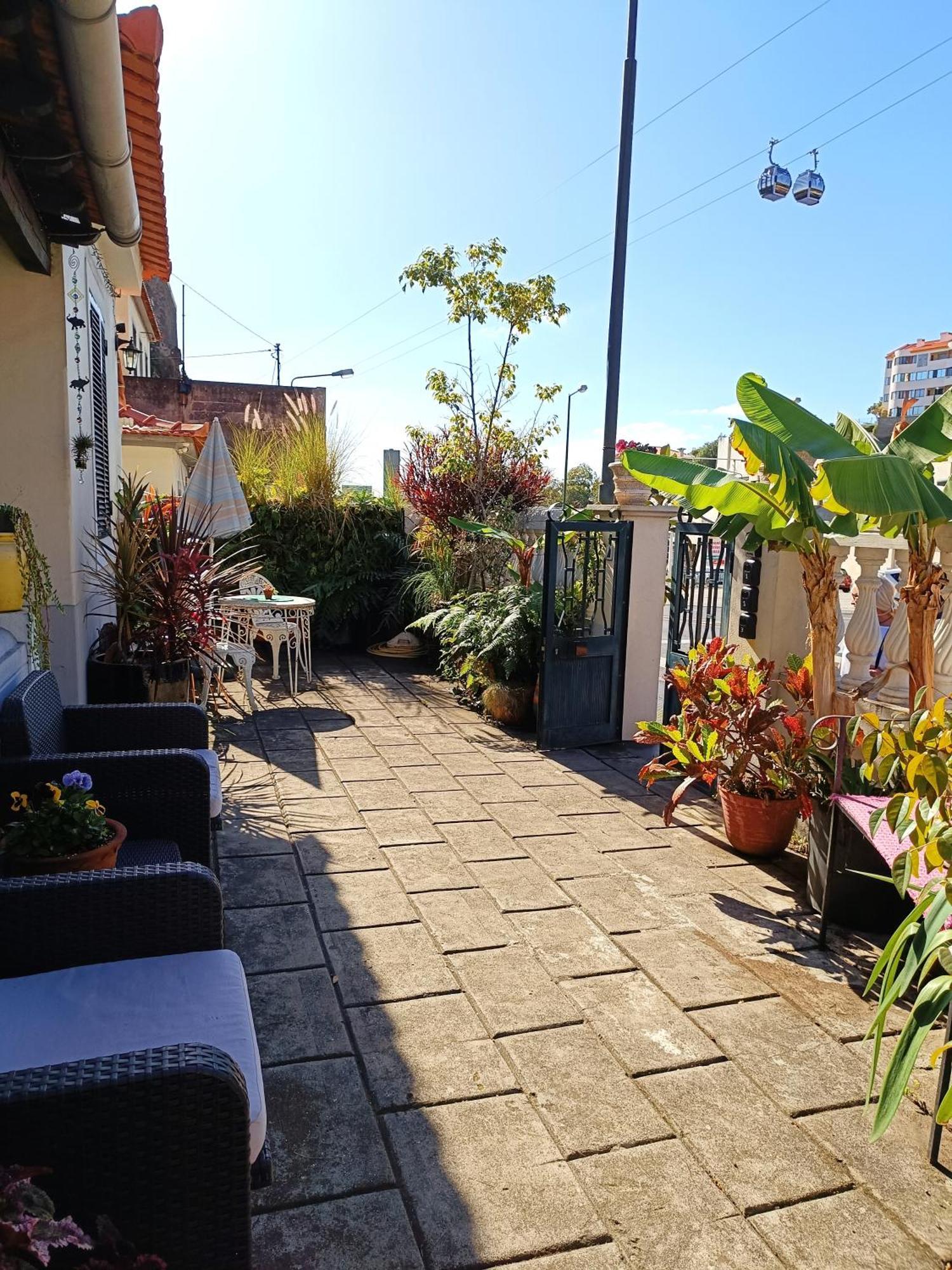 Home & Flower - Private Bedrooms Funchal 외부 사진