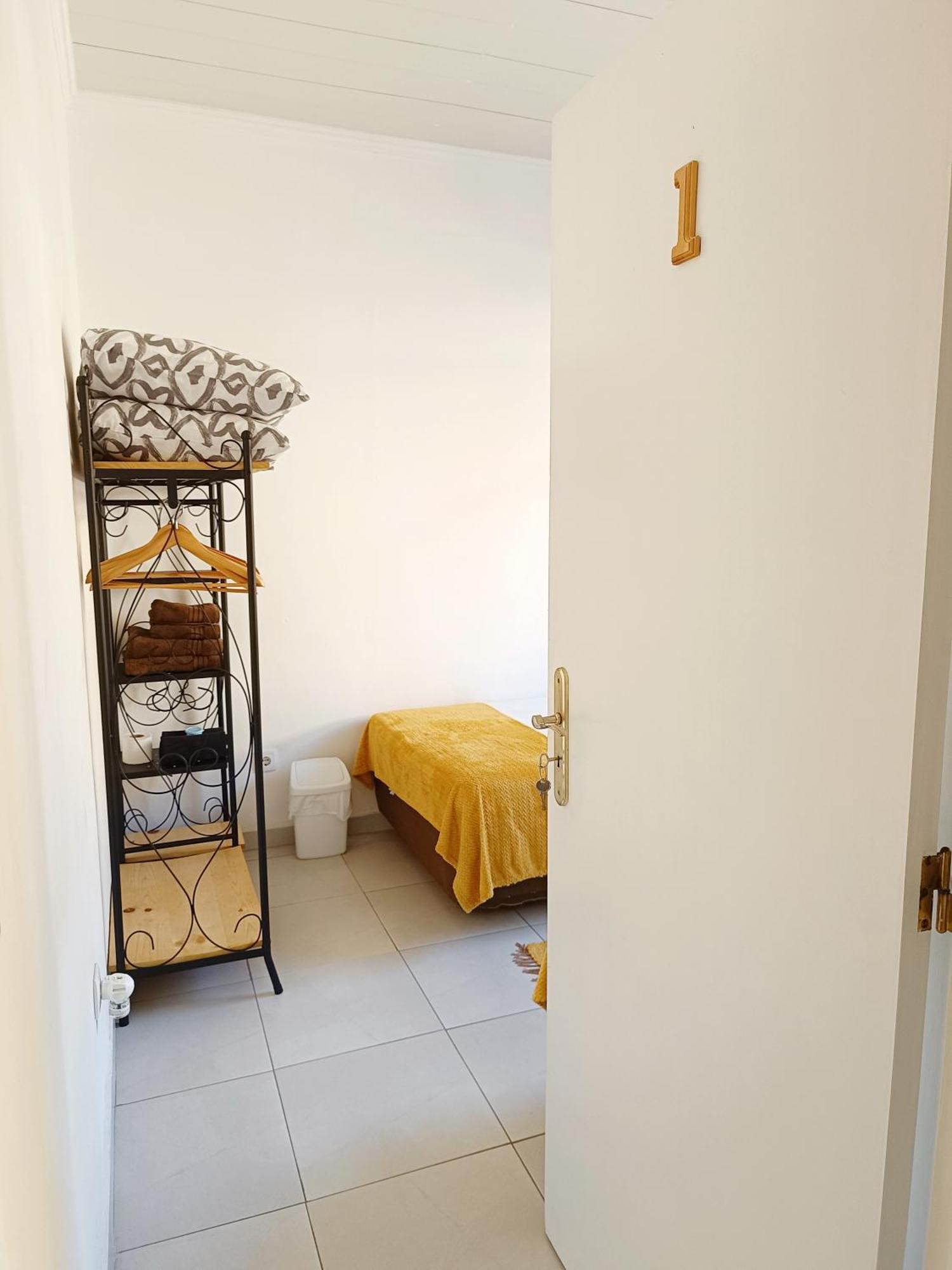 Home & Flower - Private Bedrooms Funchal 외부 사진