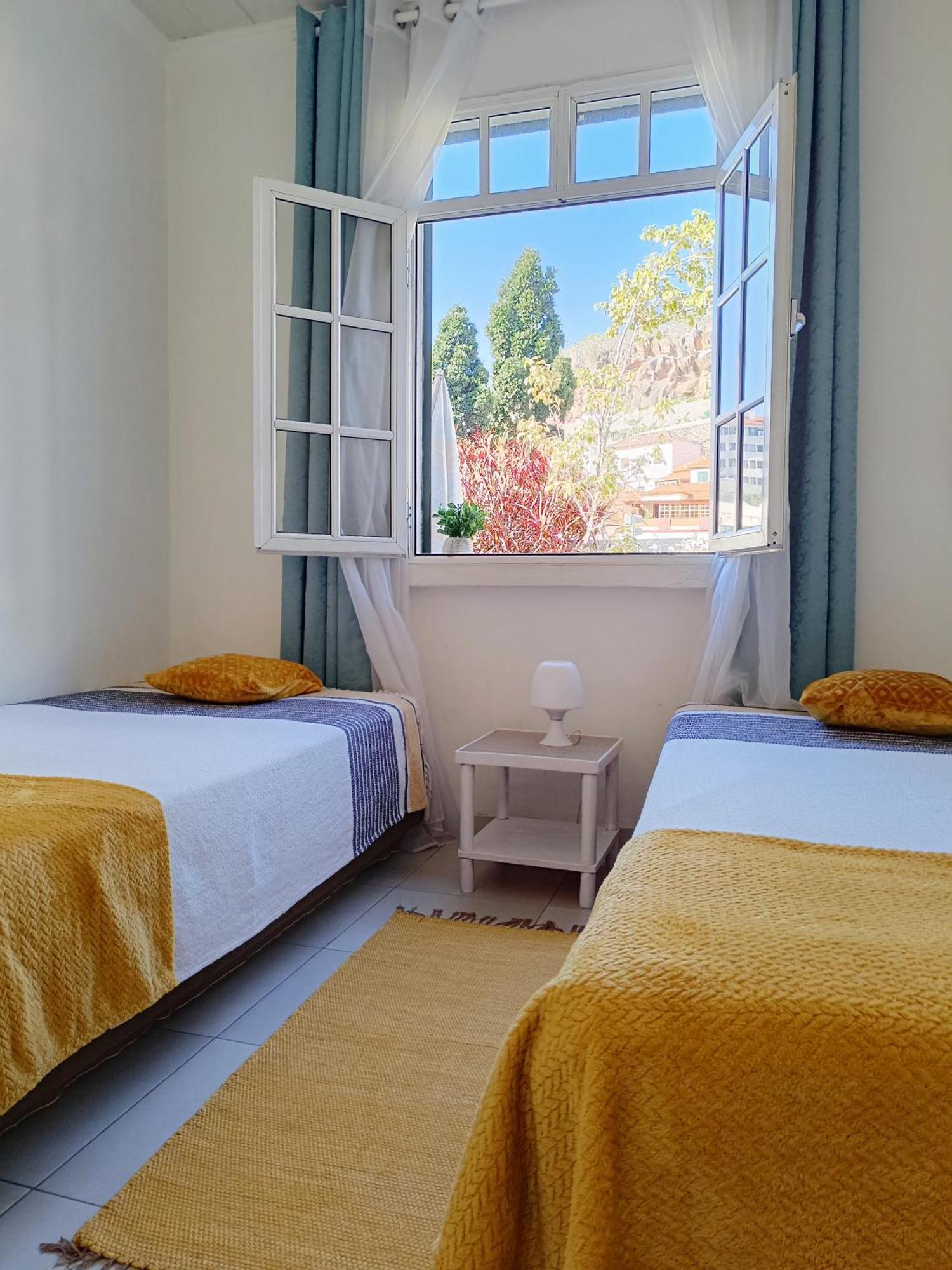 Home & Flower - Private Bedrooms Funchal 외부 사진